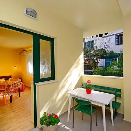 Apartment Josko Makarska