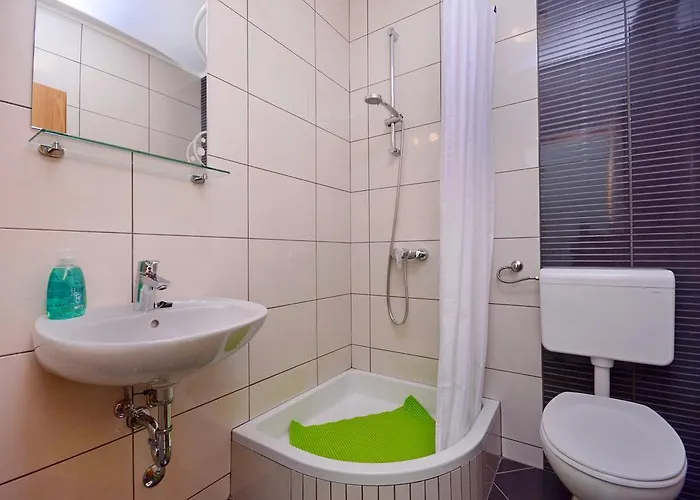 Josko * Μακάρσκα